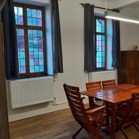 Chez Therese Apartment *